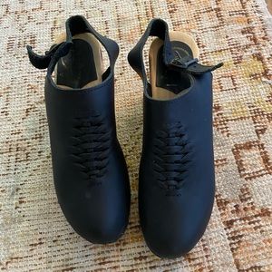 No.6 wedge clogs in soft black leather.  Size 40 same as size 9.